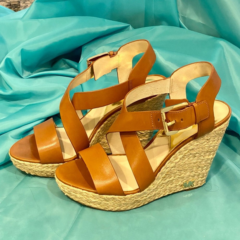 MICHAEL Michael KORS Giovanna Wedge